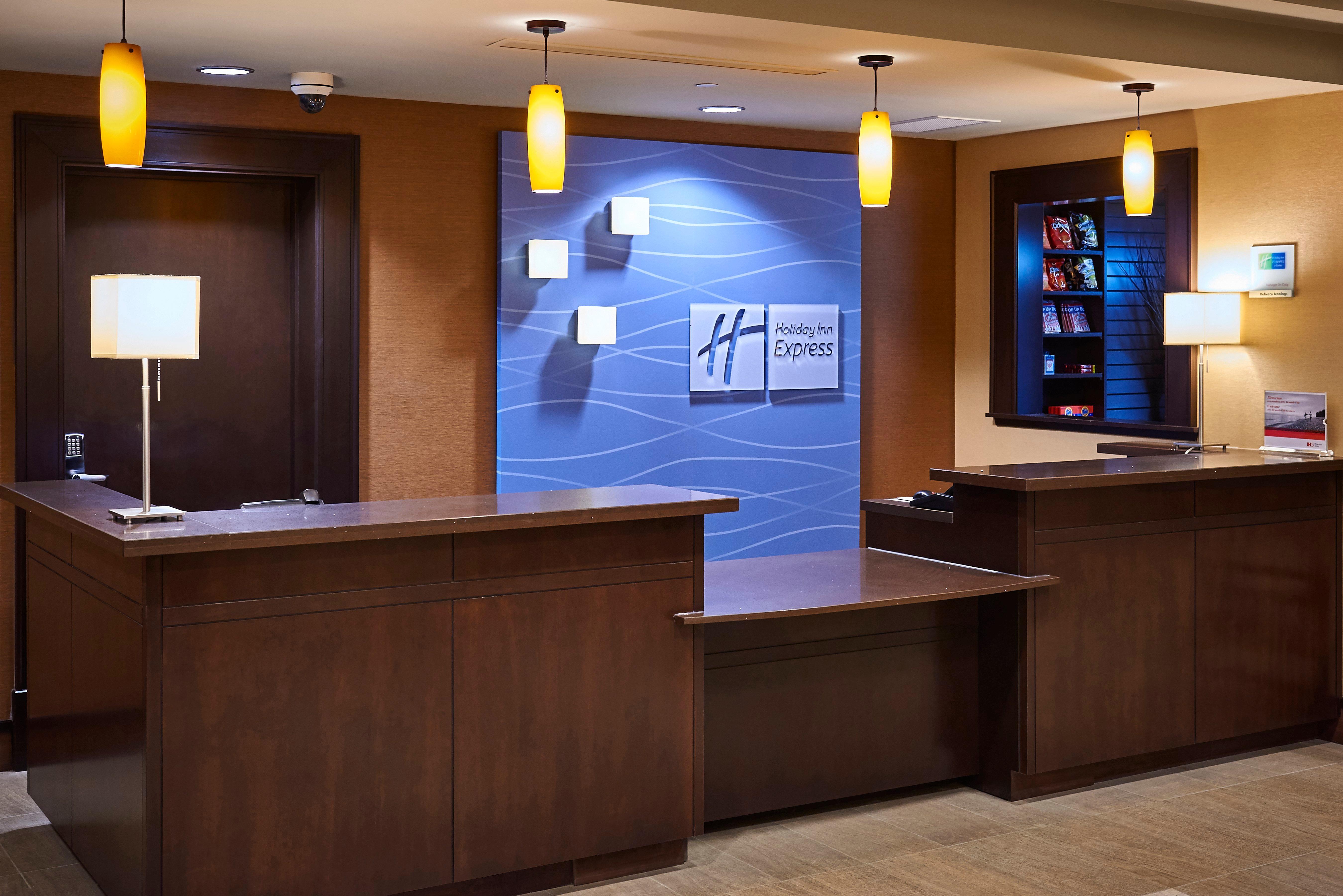 Holiday Inn Express And Suites Timmins By Ihg Exterior photo